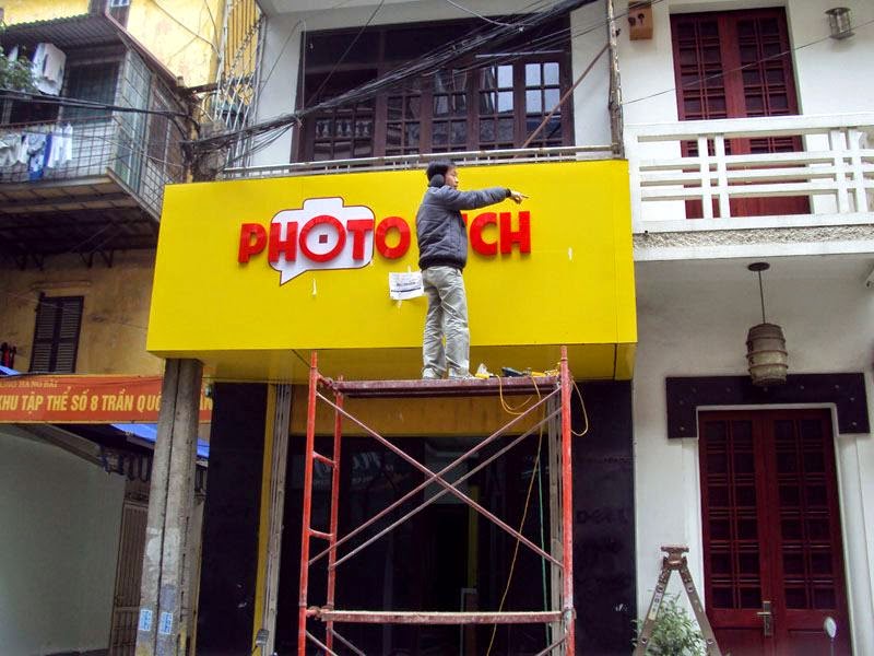 Bạn hoàn toàn có thể yên tâm khi làm biển quảng cáo cửa hàng tại Sao Hà Nội