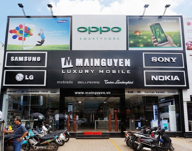 biển quảng cáo điện thoại bắt mắt tại Hà Nội
