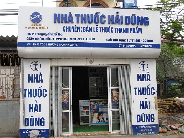 Đến Sao Hà Nội làm mẫu biển quảng cáo quầy thuốc